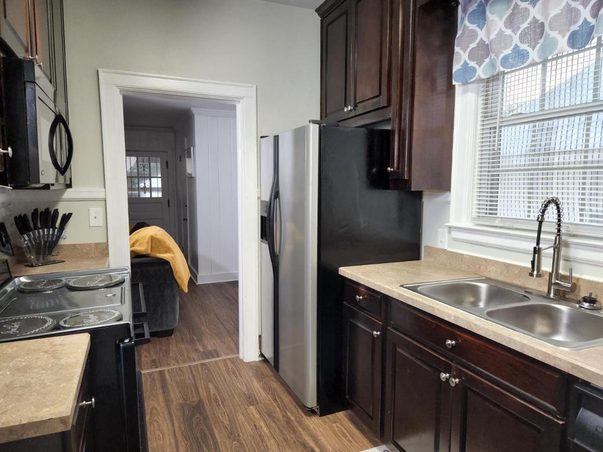 Spacious Centrally Located 3 Bed 2 Bath - Sleeps 8 Montgomery Buitenkant foto